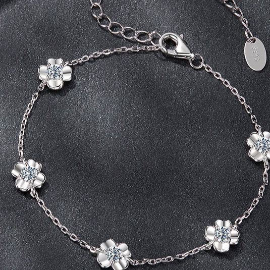 Moissanite Four-Leaf Clover Sterling Silver Jewelry